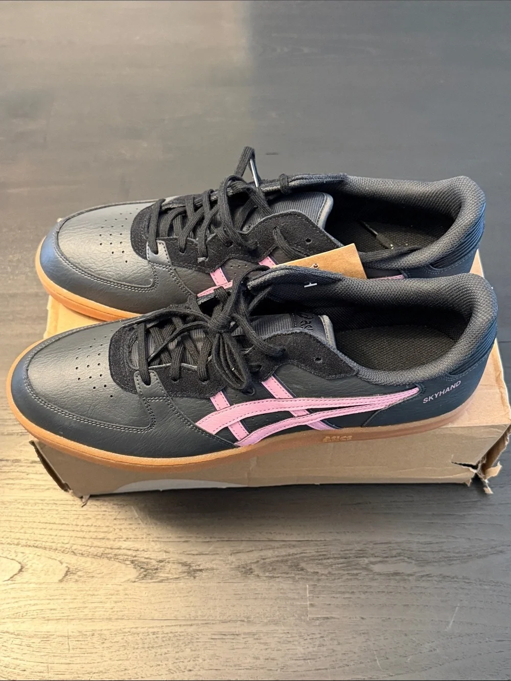 ASICS Skyhand Black Sneakers with Pink Stripes